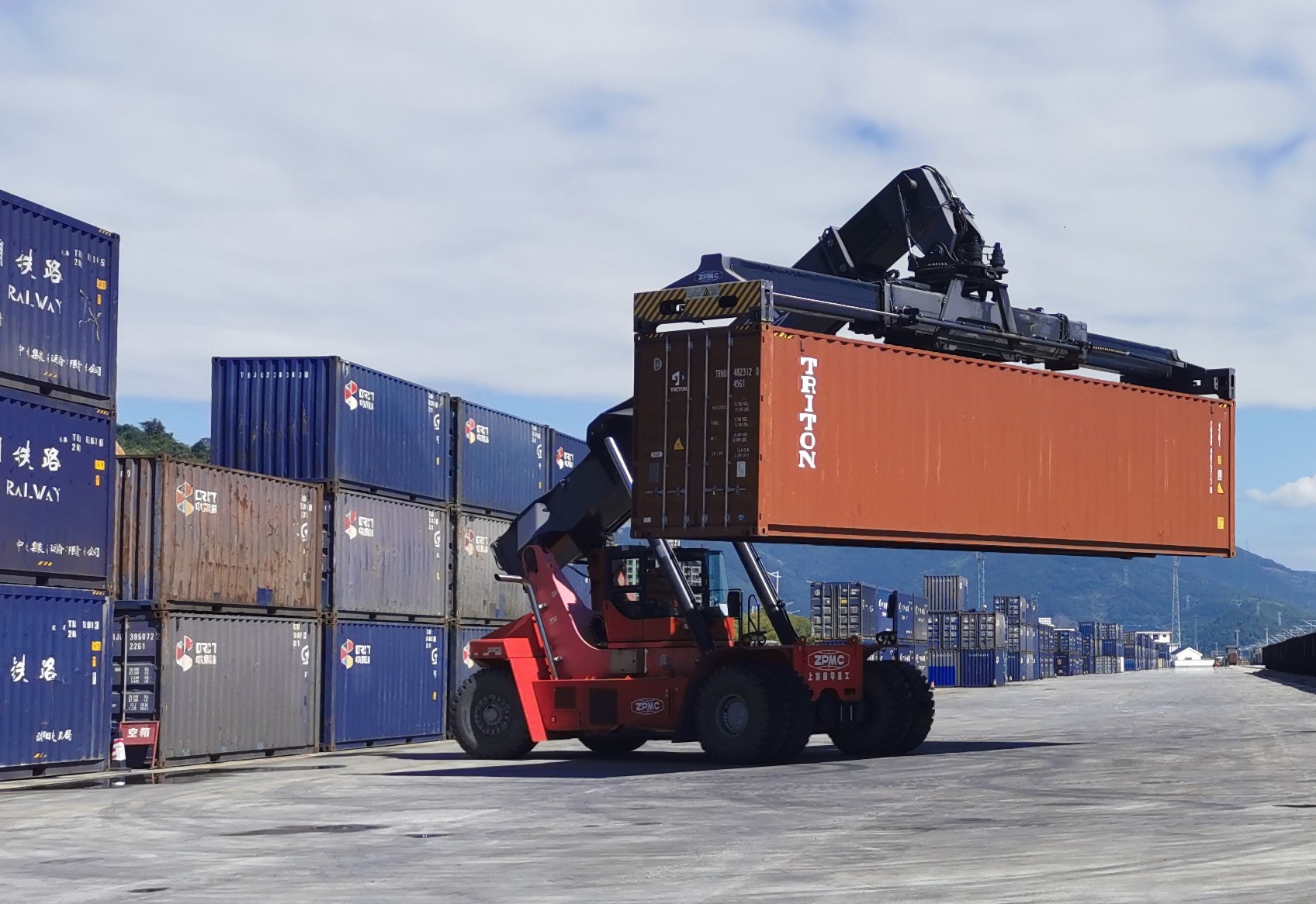 1635159449877358.jpg 1635159449877358.jpg