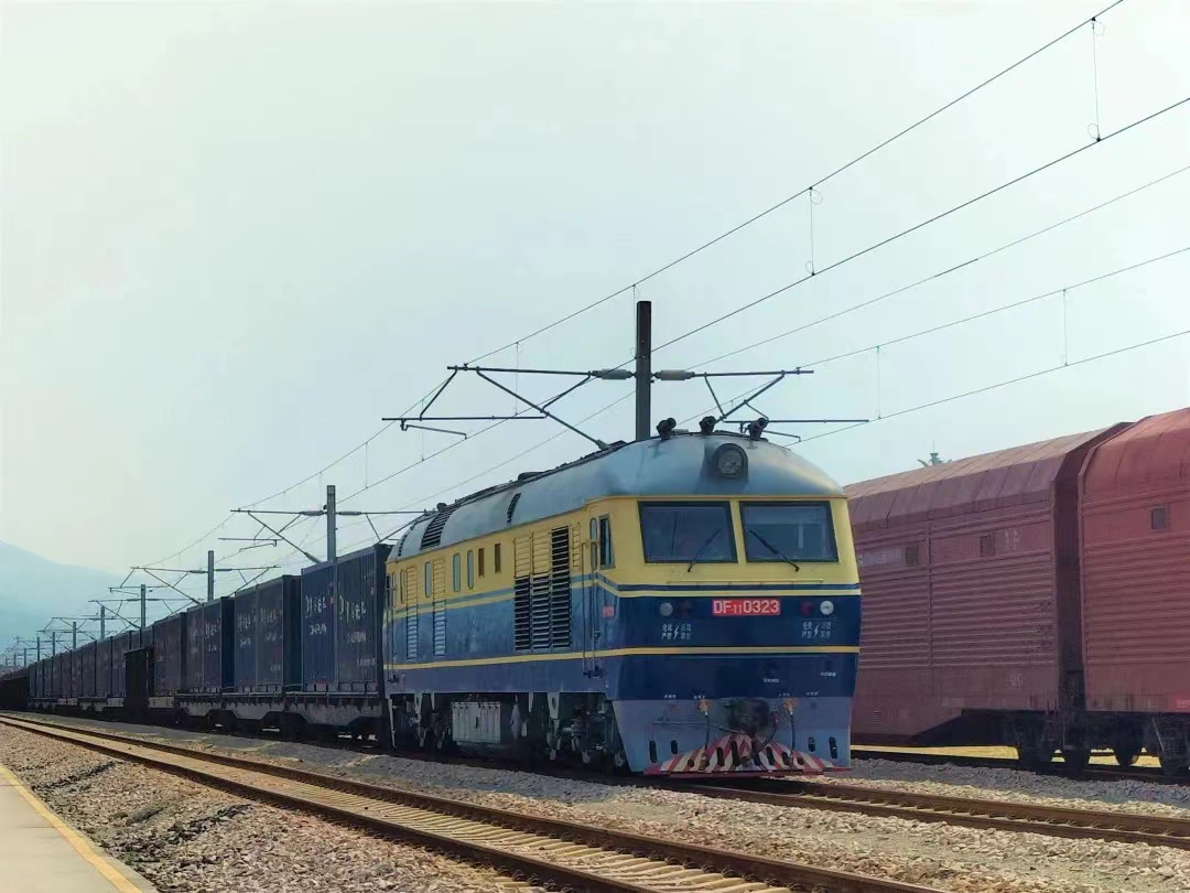 1710854588126794.jpg 寧德陸港運(yùn)輸作業(yè).jpg